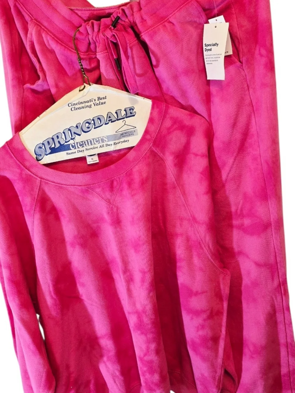 Old Navy Pink Tie-Dye Matching Sweat Set (Top + Joggers)